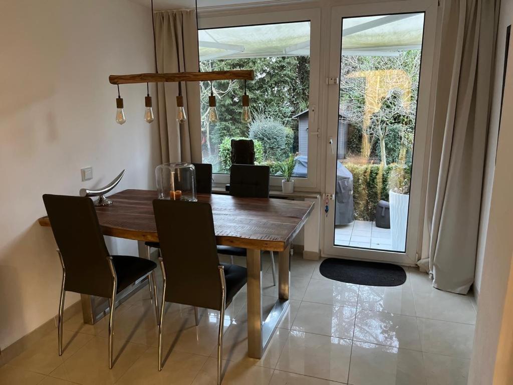 דירות Casa Arturo Duesseldorf מראה חיצוני תמונה